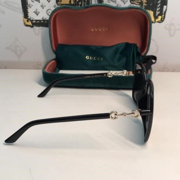 New Authentic Gucci GG0890SA 001 Black Oversized Sunglasses - Picture 10 of 13